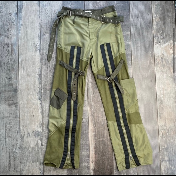 Hot & Delicious Buckle Zip Up Olive Green Cargo Pants, Size S - Picture 13 of 14